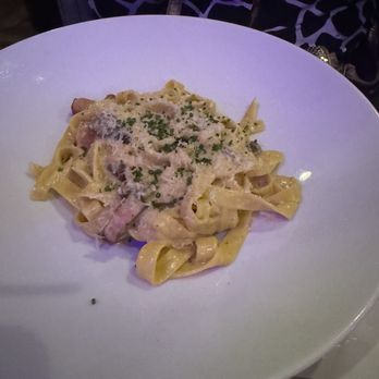 Podmore - Tagliatelle Carbonara - Cocktail Bars Near Me - Honolulu, Hawaii