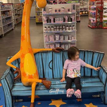 Toys R Us - Toy Stores Near Me - Aurora, Illinois Toys R Us - Toy Stores Near Me - Aurora, Illinois