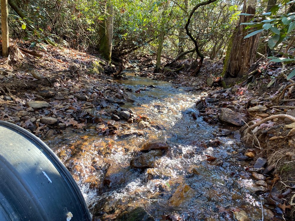 BAKERS MOUNTAIN PARK Updated September 2024 37 Photos 6680 Bakers Mountain Rd, Hickory