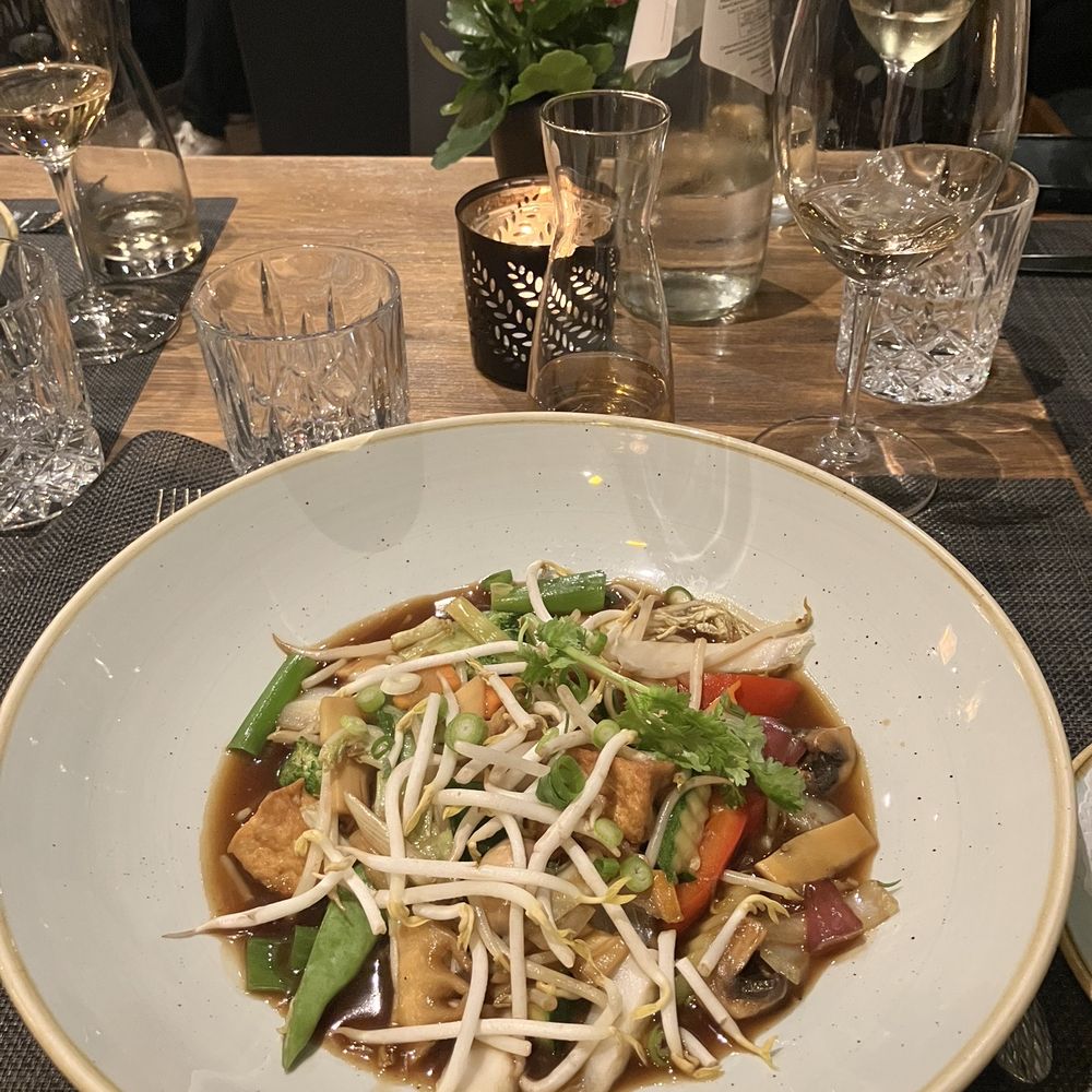 Hoa Thoa - Veggie wok delish - Asian Fusion Near Me - Munich, BY
