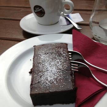 Oderquelle - Hausgemachter Brownie- echt lecker - German Near Me - Berlin, BE