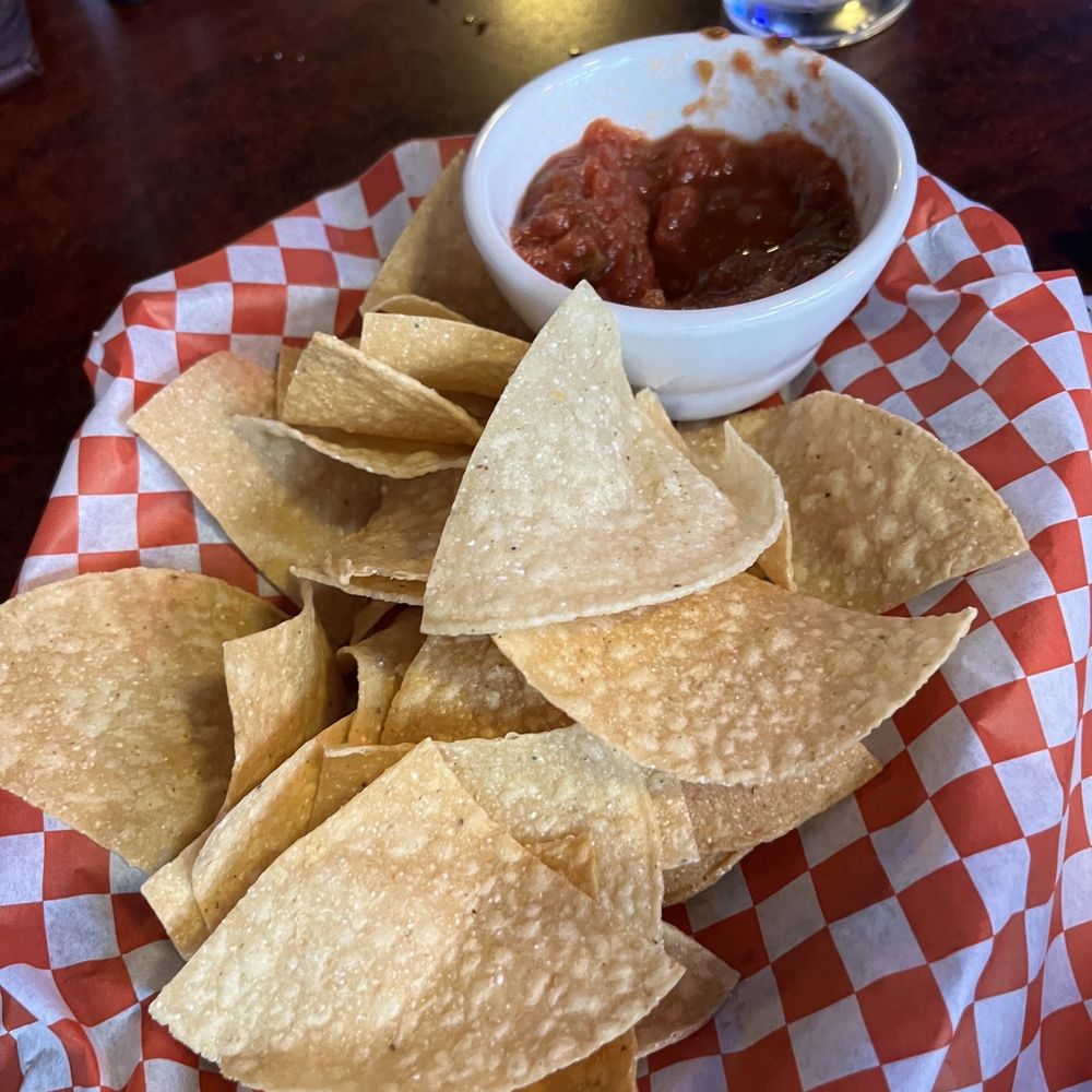 Mac's Place - Chips & Salsa - New American Near Me - Silverton, Oregon Mac's Place - Chips & Salsa - New American Near Me - Silverton, Oregon