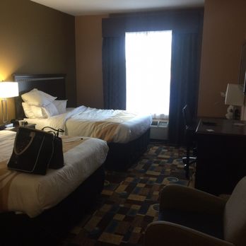 Quality Inn & Suites - Hotels Near Me - Buda, Texas