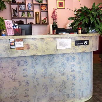 Yu's Garden - the front desk of a flower shop - Chinese Near Me - Trussville, Alabama