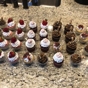 Infinity Cakes & More - Strawberry, chocolate, vanilla cupcakes - Bakeries Near Me - San Antonio, Texas Infinity Cakes & More - Strawberry, chocolate, vanilla cupcakes - Bakeries Near Me - San Antonio, Texas