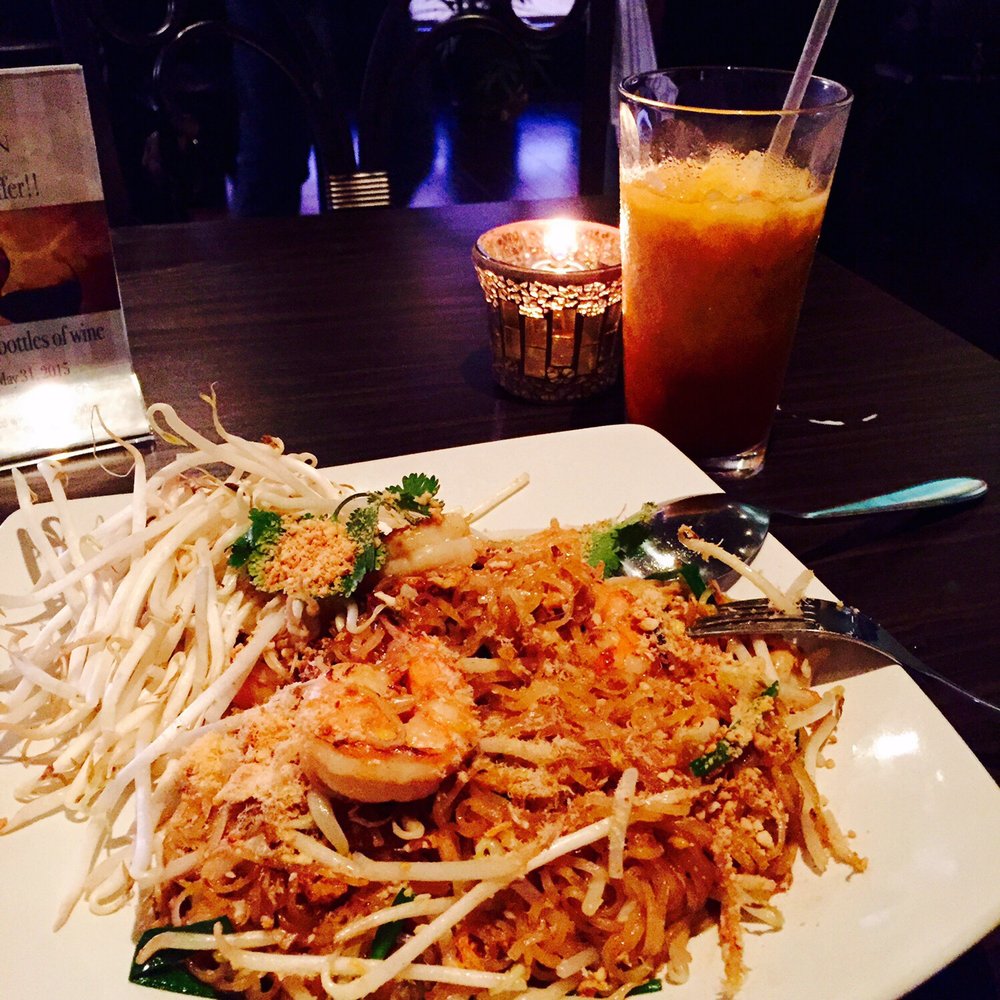 Similan Thai Restaurant - Pad Thai with shrimp, my favorite! - Thai Near Me - Solana Beach, California Similan Thai Restaurant - Pad Thai with shrimp, my favorite! - Thai Near Me - Solana Beach, California