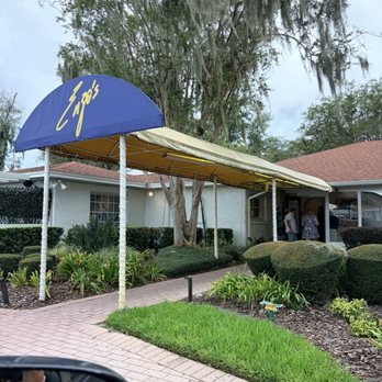 Enzo's on the Lake - Entrance - Italian Near Me - longwood, Florida