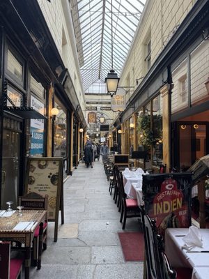 Passage des Panoramas by null