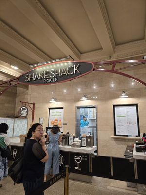 Shake Shack Grand Central Terminal by null