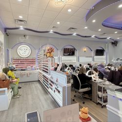 Precious Nails & Spa 2