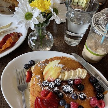 Colossal Cafe - Berry pancake platter, Iced lavender latte - American Near Me - Saint Paul, Minnesota Colossal Cafe - Berry pancake platter, Iced lavender latte - American Near Me - Saint Paul, Minnesota
