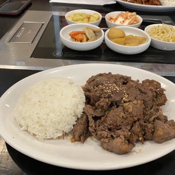 Seoul Garden - Beef Bulgogi with side dishes - Korean Near Me - Nashville, Tennessee
