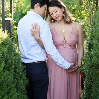 Arlington Garden in Pasadena - Pregnancy photo session by Diana Henderson Photography at Arlington Gardens - Botanical Gardens Near Me - Pasadena, California Arlington Garden in Pasadena - Pregnancy photo session by Diana Henderson Photography at Arlington Gardens - Botanical Gardens Near Me - Pasadena, California