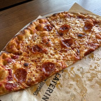 Your Pie Pizza - Pizza had no flavor, very little sauce, and 2 pieces of mediocre pepperoni per slice. - Pizza Near Me - Woodstock, Georgia Your Pie Pizza - Pizza had no flavor, very little sauce, and 2 pieces of mediocre pepperoni per slice. - Pizza Near Me - Woodstock, Georgia