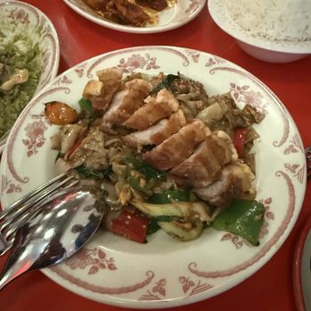 Holy Basil - Pad kee mao - Thai Near Me - Santa Monica, California
