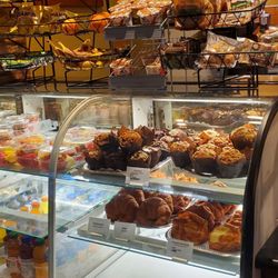 Java Vegas Coffee - Variety of delectables.....