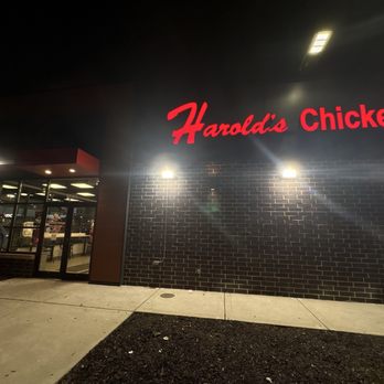 Harold's Chicken Shack - Outside - Chicken Shop Near Me - Chicago, Illinois Harold's Chicken Shack - Outside - Chicken Shop Near Me - Chicago, Illinois