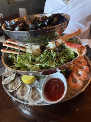 Detroit Fish House: Steak and Oyster Bar by null