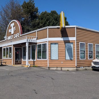 Mr T's Family Cafe - Outside parking is limited! - Breakfast & Brunch Near Me - Mount Vernon, Washington