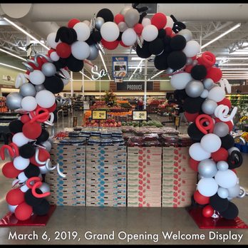 Safeway - 03/06/2019 Safeway Grand Opening Sacramento, CA (Curtis Park). - Grocery Near Me - Sacramento, California Safeway - 03/06/2019 Safeway Grand Opening Sacramento, CA (Curtis Park). - Grocery Near Me - Sacramento, California
