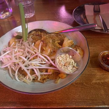 Kin Len Thai Night Bites - Thai Near Me - Seattle, Washington Kin Len Thai Night Bites - Thai Near Me - Seattle, Washington