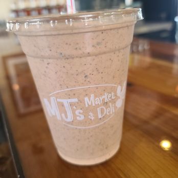 MaMa Jean's Natural Market - a smoothie in a plastic cup - Delis Near Me - Springfield, Missouri MaMa Jean's Natural Market - a smoothie in a plastic cup - Delis Near Me - Springfield, Missouri