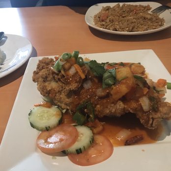 Thai Esarn - Fish & chicken fried rice - Thai Near Me - Omaha, Nebraska Thai Esarn - Fish & chicken fried rice - Thai Near Me - Omaha, Nebraska