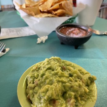 Mangos Mexican Cafe - Secret tip this guacamole is awesome - Mexican Near Me - Mesa, Arizona
