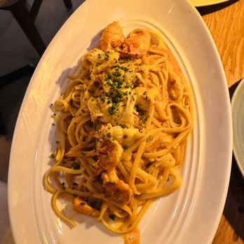 Almyra - Greek Near Me - Philadelphia, Pennsylvania