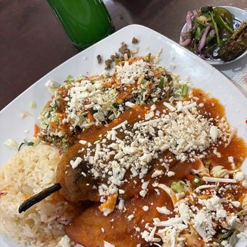 El Chapin - Wake Forest - Chiles Rellenos - Cocktail Bars Near Me - Wake Forest, North Carolina