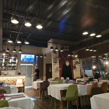 Georgian House Authentic Restaurant - The restaurant - Modern European Near Me - Toronto, Ontario