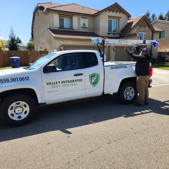Valley Integrated Pest Control - With all of his Commercial Pest experience, Manuel has been a great addition to the Valley Integrated Pest team - Pest Control Near Me - Fresno, California Valley Integrated Pest Control - With all of his Commercial Pest experience, Manuel has been a great addition to the Valley Integrated Pest team - Pest Control Near Me - Fresno, California