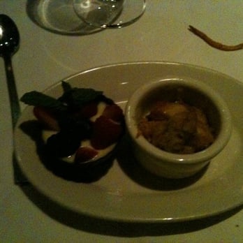 Ruth's Chris Steak House - fruit and bread pudding (part of pre-fix menu) - Steakhouses Near Me - Pasadena, California