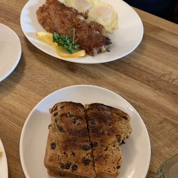 Touch of Paso - Excellent homemade bread! - Breakfast & Brunch Near Me - Paso Robles, California Touch of Paso - Excellent homemade bread! - Breakfast & Brunch Near Me - Paso Robles, California
