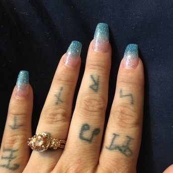 Fingertips Nail Salon - Nail Salons Near Me - Folsom, California