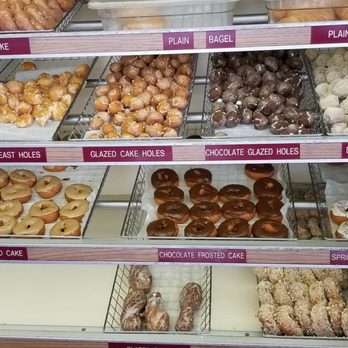 Deluxe Donuts - Donuts Near Me - Anderson, Indiana Deluxe Donuts - Donuts Near Me - Anderson, Indiana