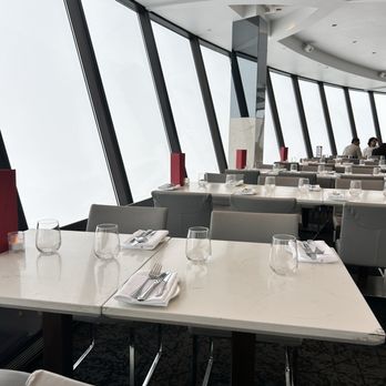 360 Restaurant - Canadian (New) Near Me - Toronto, Ontario