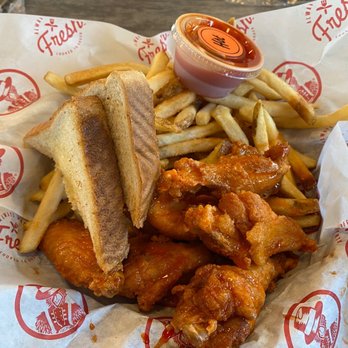 Slim Chickens - Chicken wings - Chicken Wings Near Me - Herriman, Utah