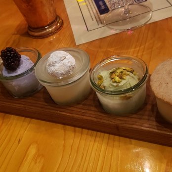 Cabernet Grill - Ice cream flight - Seafood Near Me - Fredericksburg, Texas Cabernet Grill - Ice cream flight - Seafood Near Me - Fredericksburg, Texas