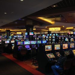 Rivers Casino - Over 3,000 of your favorite slots!