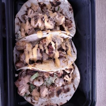The Overland - Blackened chicken tacos - Steakhouses Near Me - Germantown, Tennessee
