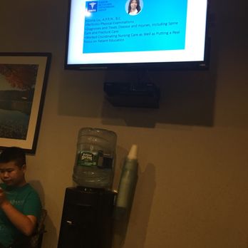 Edison - Metuchen Orthopaedic Group - Tv and water cooler - Sports Medicine Near Me - Edison, New Jersey