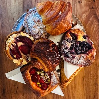 The Dutchess - Cafes Near Me - Ojai, California The Dutchess - Cafes Near Me - Ojai, California