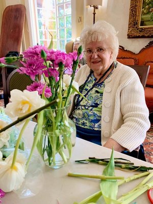 Alexander Gardens by null