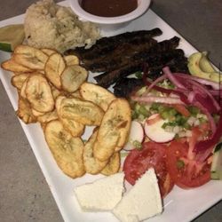 Variedades & Taqueria Jireth