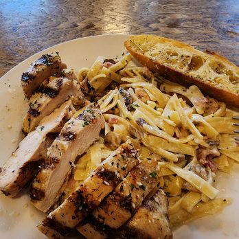 Strong & Co Restaurant + Bar - Chicken Alfredo - Pizza Near Me - Somerset, Ohio Strong & Co Restaurant + Bar - Chicken Alfredo - Pizza Near Me - Somerset, Ohio