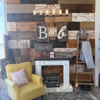 Board & Brush - Art Classes Near Me - Tucson, Arizona