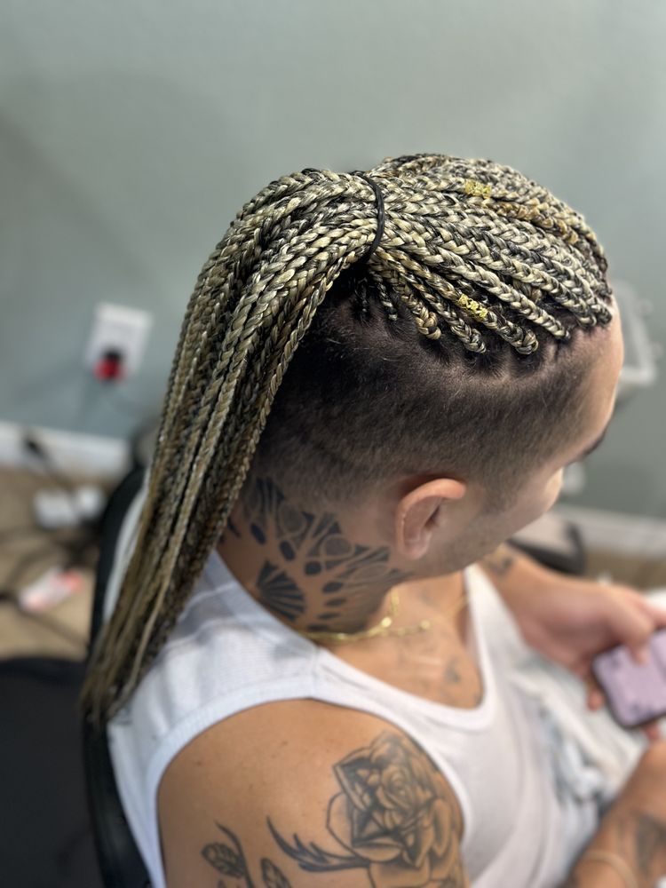 Ermand Hair African Style Logo