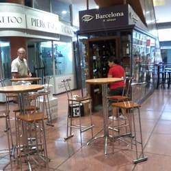 Galería Córdoba - Barcito y sucursal de Barcelona Vinos.