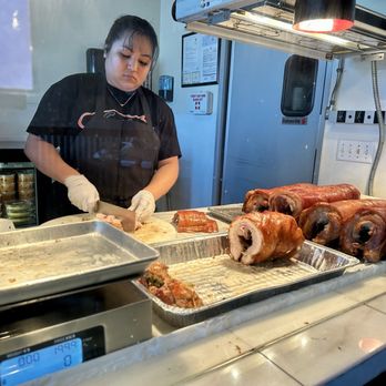 Bai Cebu Lechon - Chopping up my lechon order - Filipino Near Me - Suisun City, California